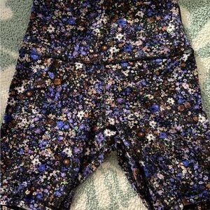 Lululemon Align High-Rise Short 8” with pockets flower burst multi Size 4